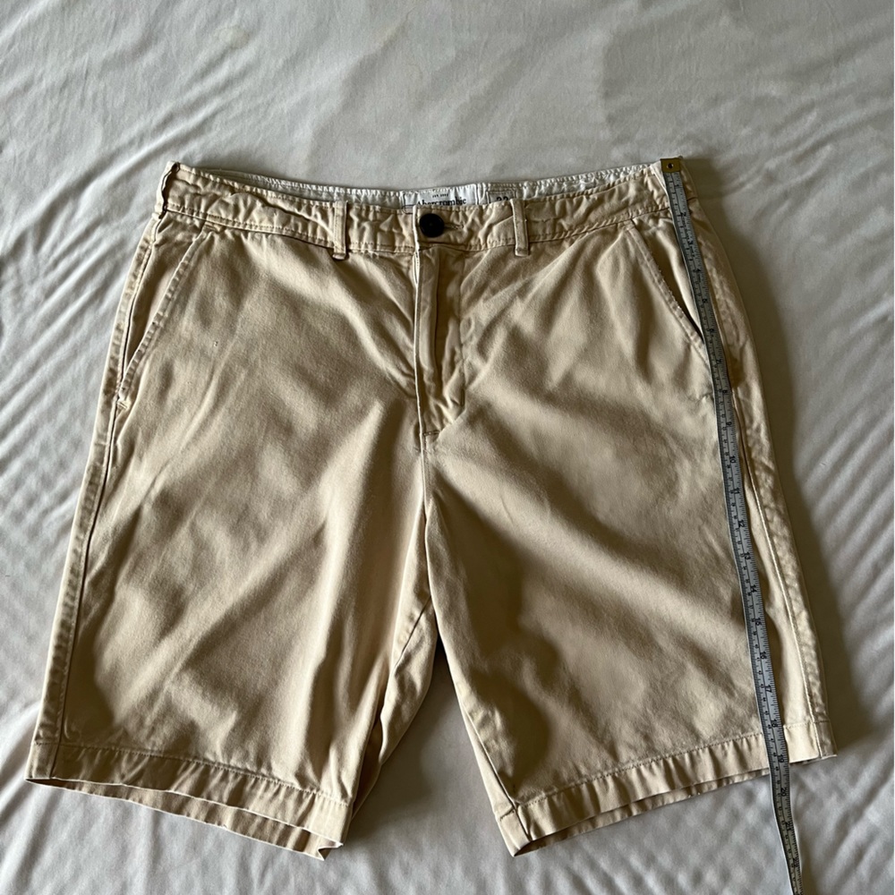 Abercrombie khaki shorts
